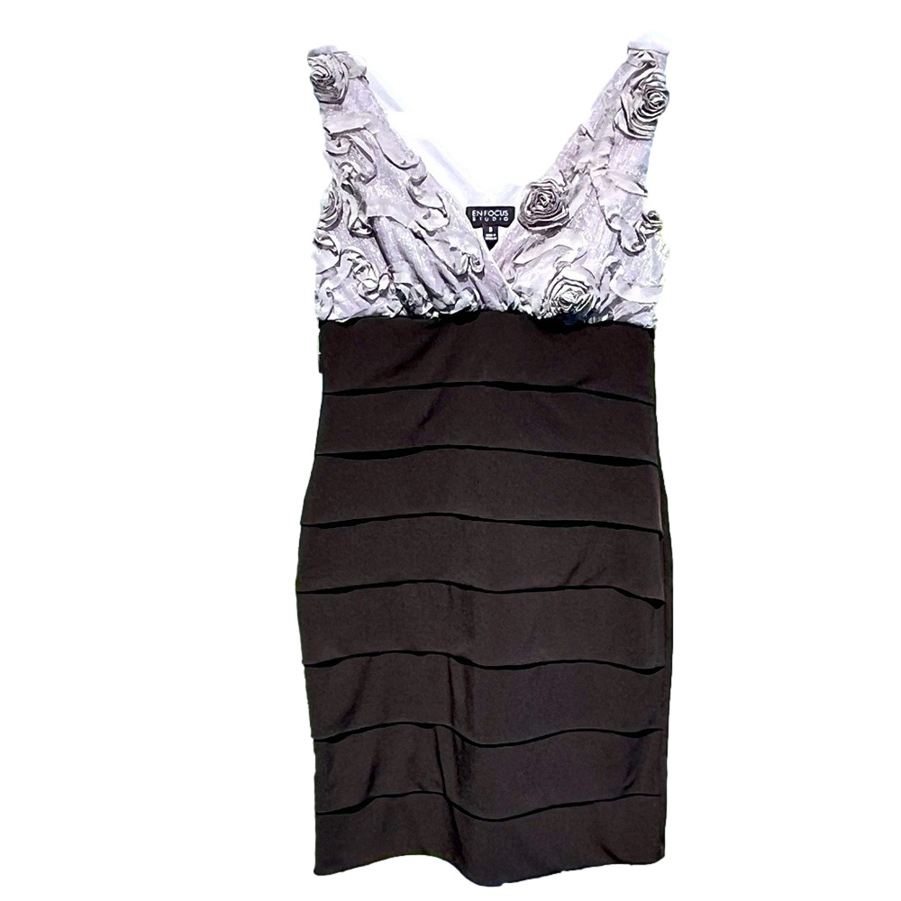 En Focus Studio Gray and black bandage dress sleeveless